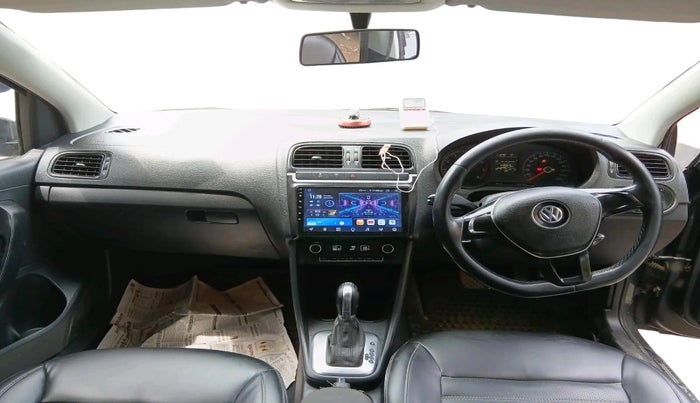 2015 Volkswagen Vento HIGHLINE 1.2 TSI AT, Petrol, Automatic, 1,49,025 km, interior