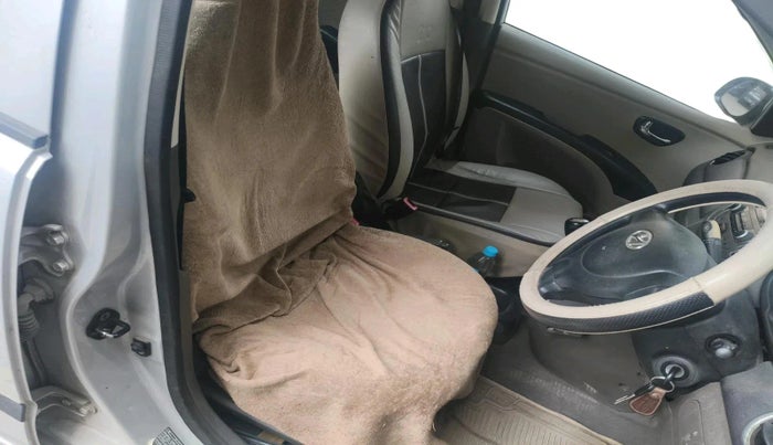 2012 Hyundai i10 MAGNA 1.2, CNG, Manual, 1,14,272 km, interior