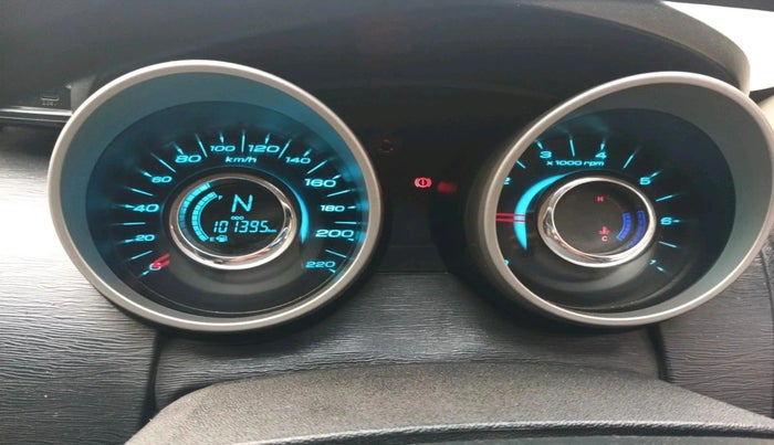 2016 Mahindra XUV500 W6 1.99, Diesel, Manual, 1,01,395 km, interior