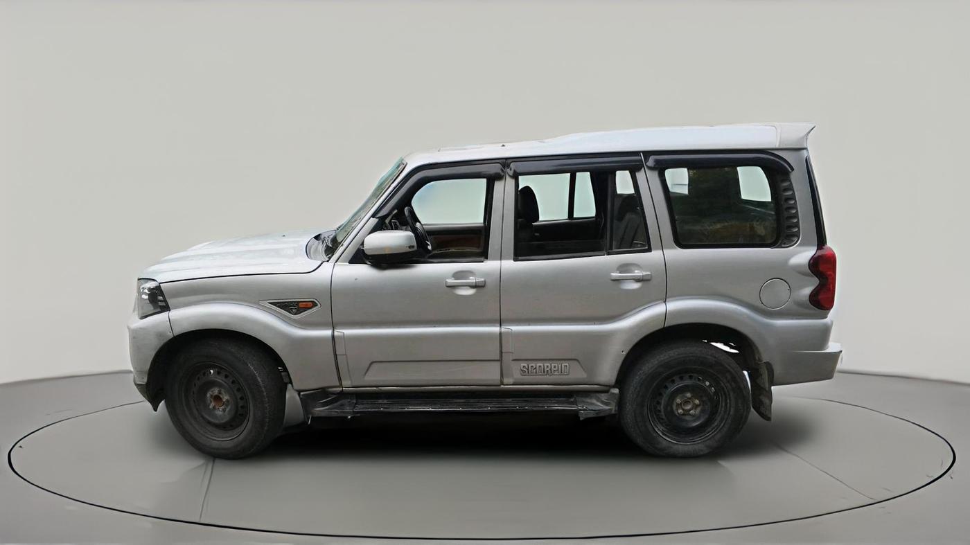 2016 Mahindra Scorpio S6 PLUS 1.99, Diesel, Manual, 23,660 km, exterior