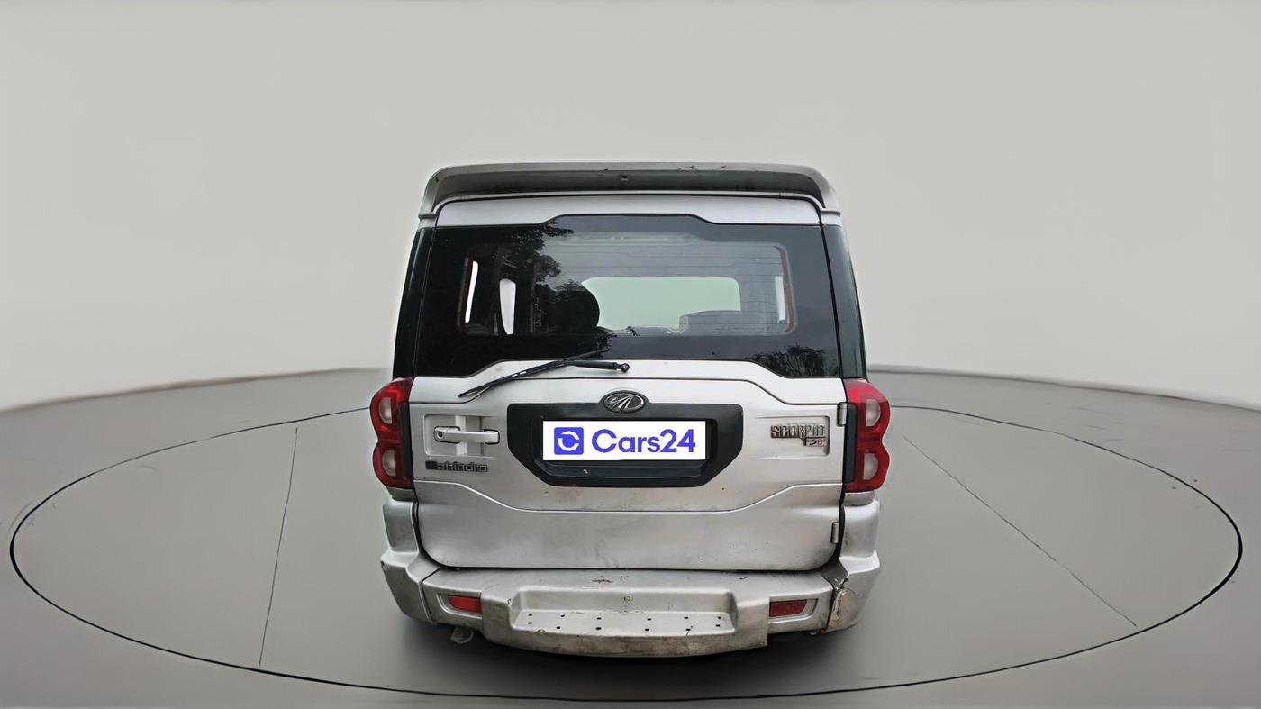 2016 Mahindra Scorpio S6 PLUS 1.99, Diesel, Manual, 23,660 km, exterior
