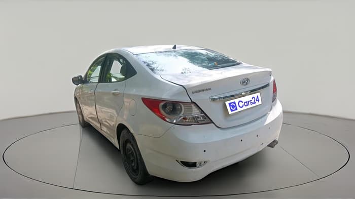 2013 Hyundai Verna FLUIDIC VTVT 1.6 EX AT, Petrol, Automatic, 1,68,397 km, exterior