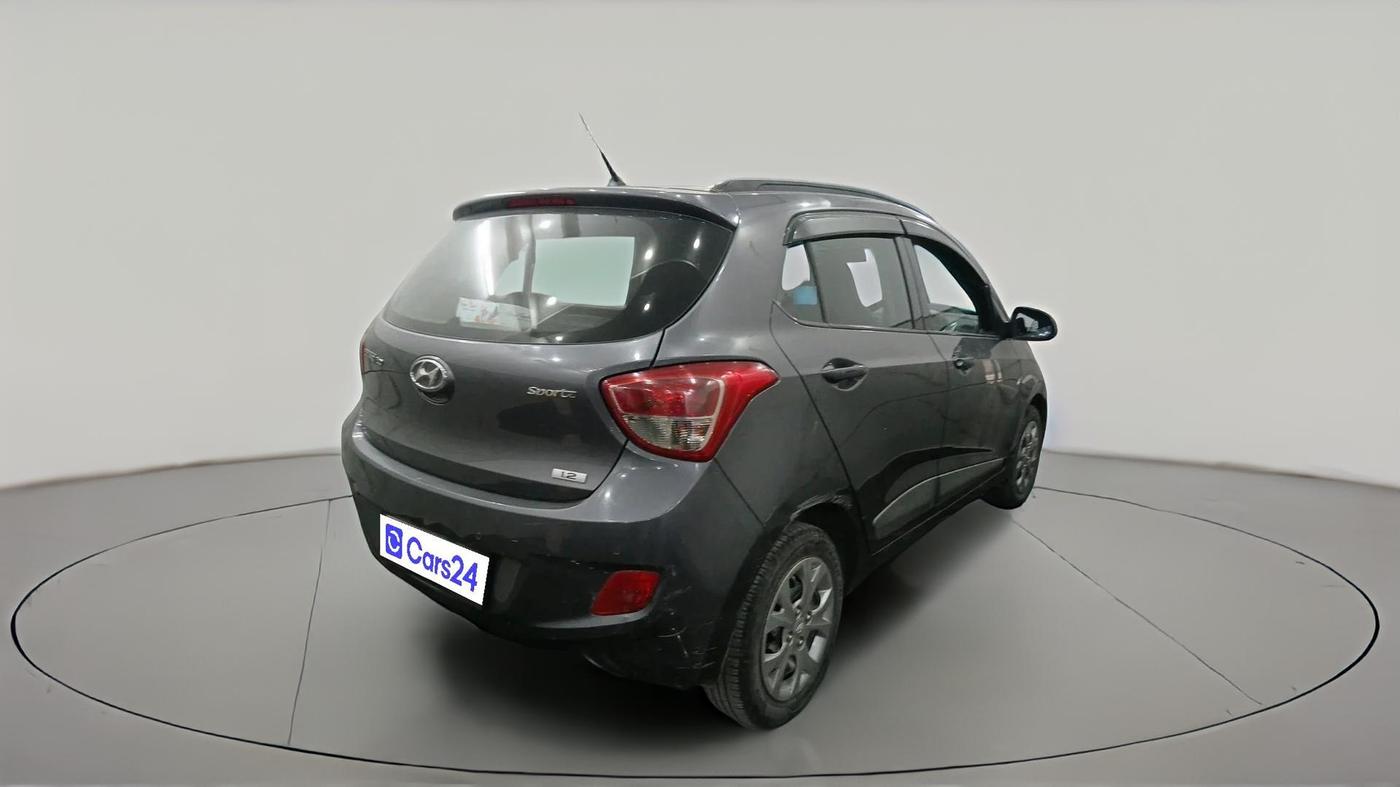 2015 Hyundai Grand i10 SPORTZ 1.2 KAPPA VTVT, Petrol, Manual, 31,068 km, exterior