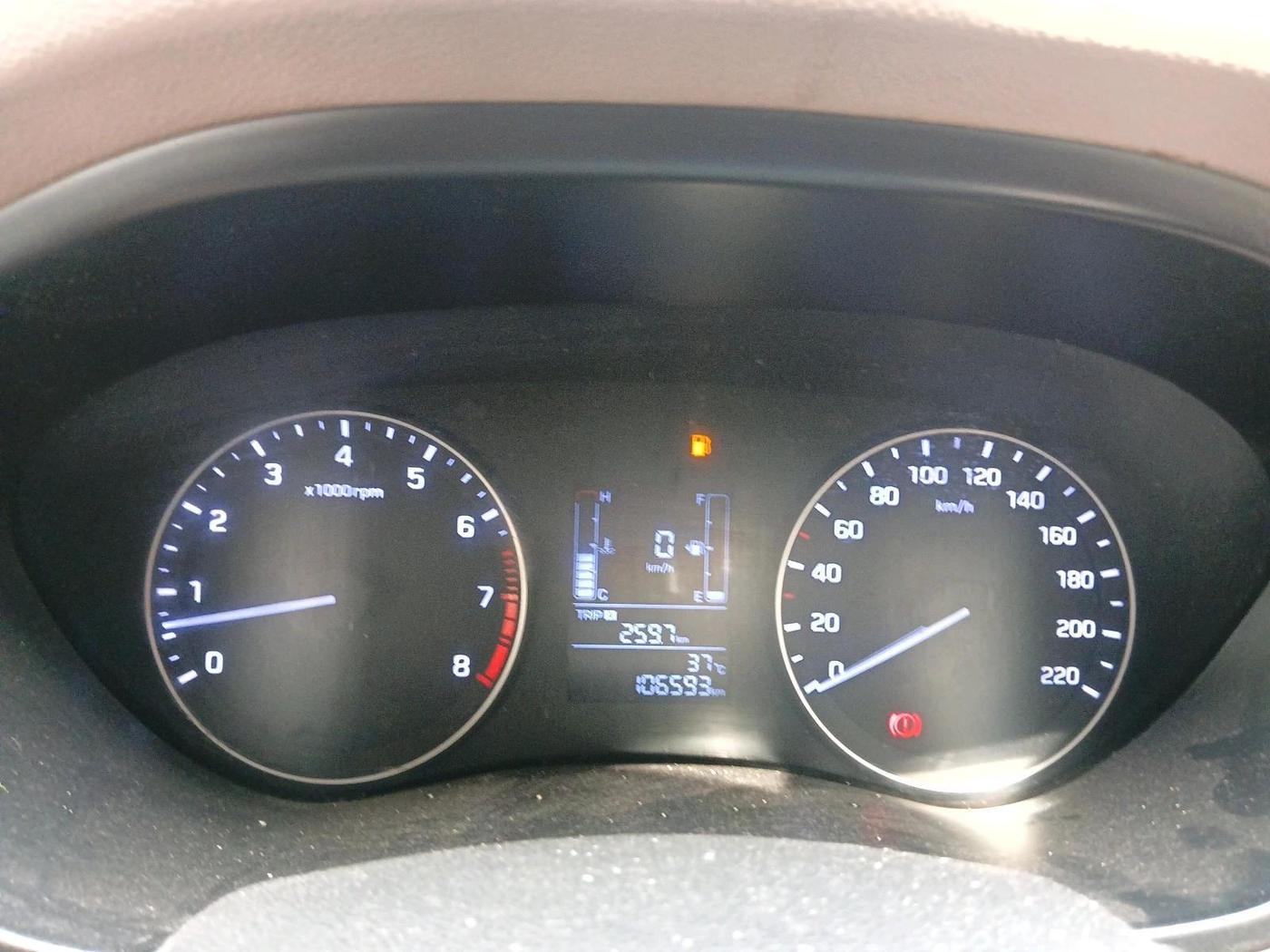 2016 Hyundai Elite i20 SPORTZ 1.2, Petrol, Manual, 1,06,593 km, interior