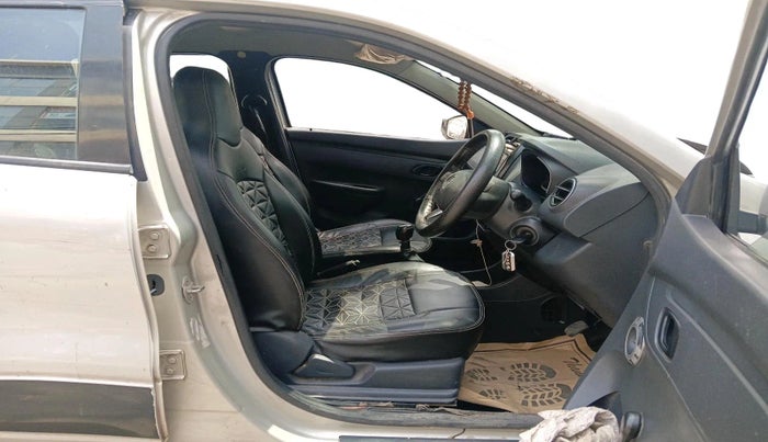 2016 Renault Kwid RXL, Petrol, Manual, 91,837 km, interior