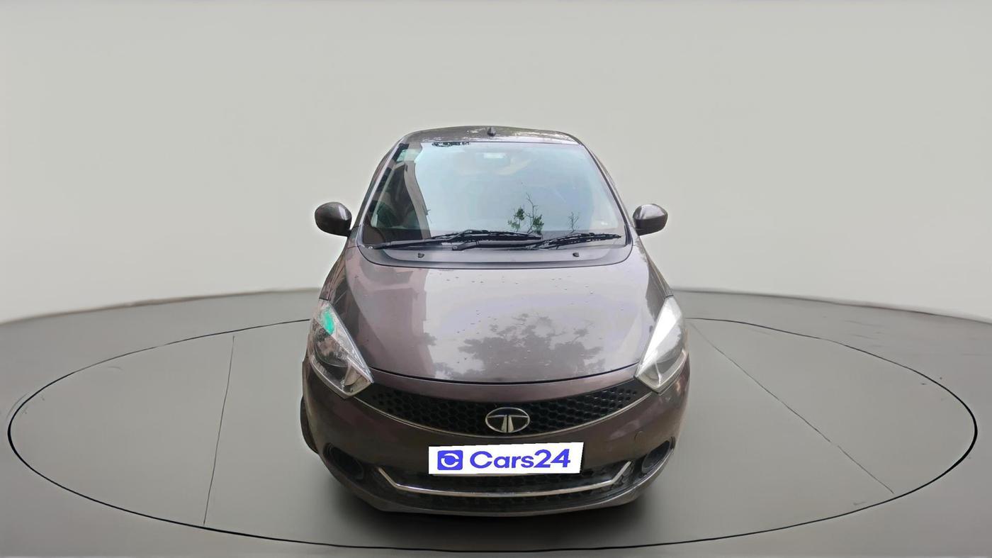 2018 Tata Tiago XT PETROL, Petrol, Manual, 1,36,012 km, exterior