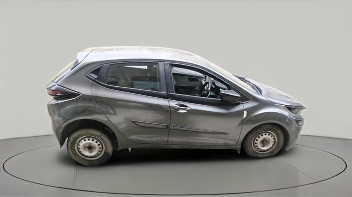 2022 Tata ALTROZ XE PETROL, CNG, Manual, 34,202 km, exterior