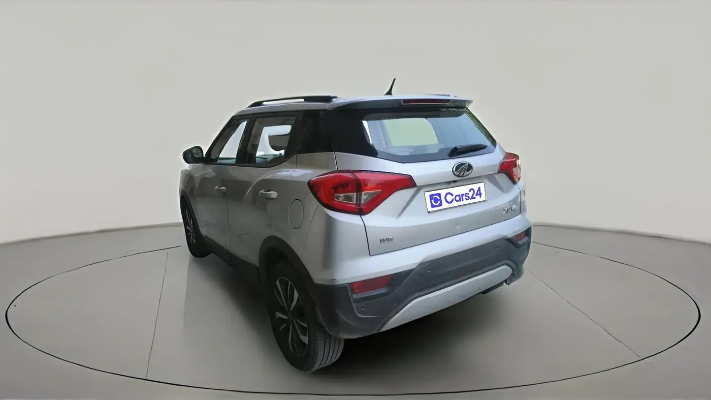 2020 Mahindra XUV300 W8 (O) 1.2 PETROL, Petrol, Manual, 40,751 km, exterior