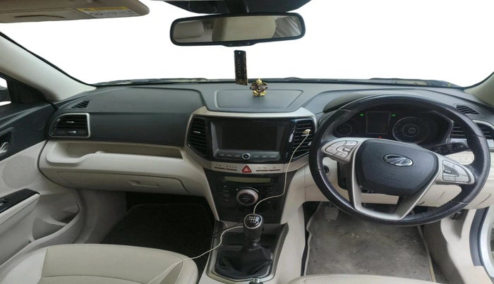 2020 Mahindra XUV300 W8 (O) 1.2 PETROL, Petrol, Manual, 40,751 km, interior