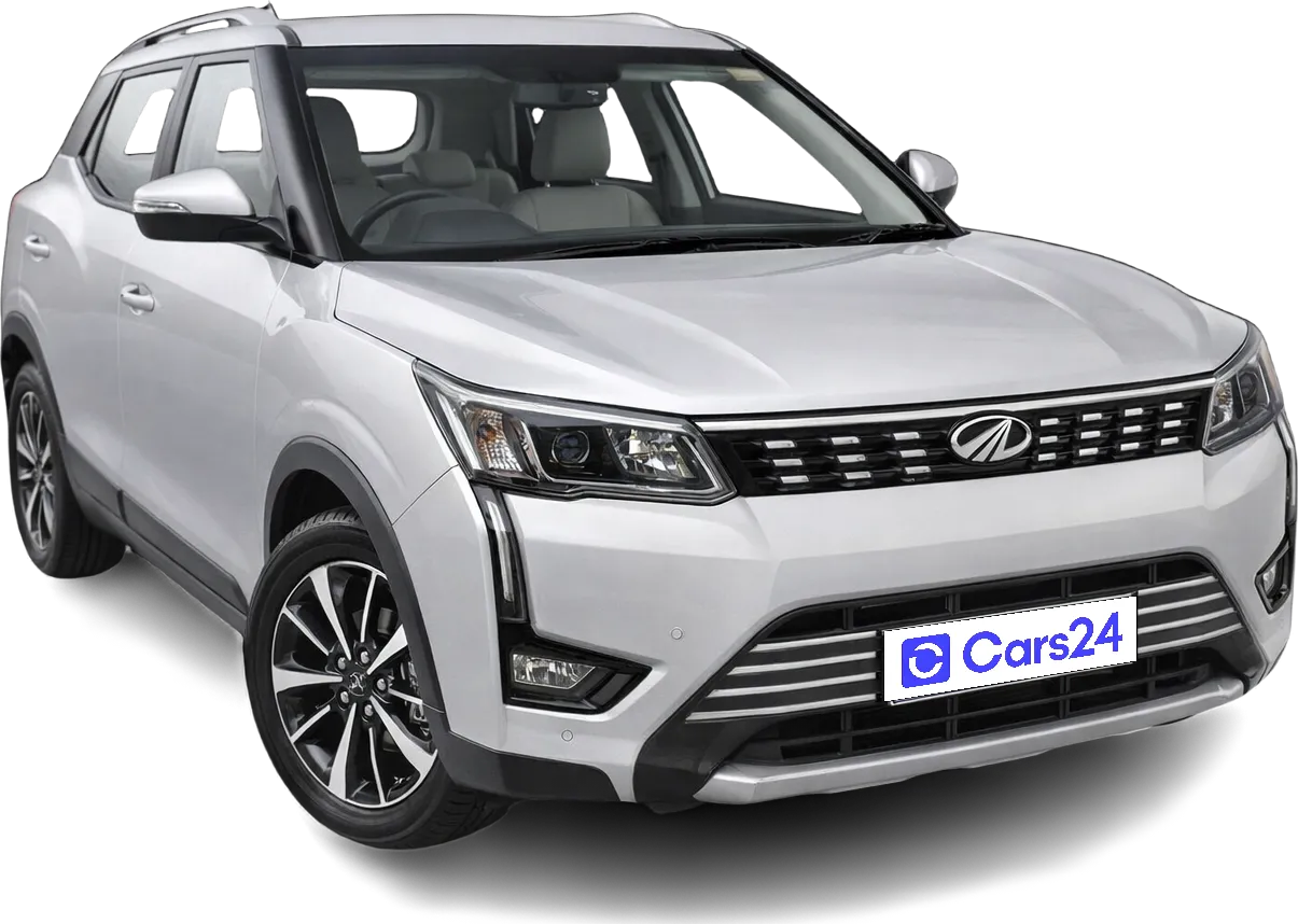 2020 Mahindra XUV300 - SUV - Petrol - Manual - ₹7.50 lakh