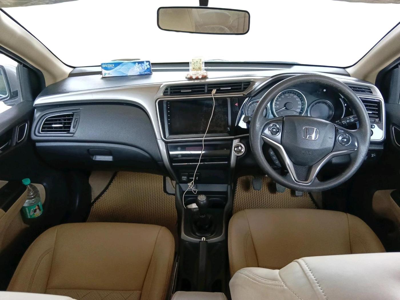 2017 Honda City 1.5L I-VTEC V MT, Petrol, Manual, 59,662 km, interior