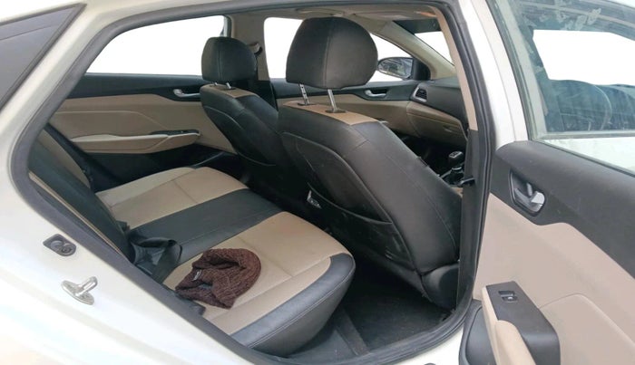 2018 Hyundai Verna 1.6 VTVT SX O, Petrol, Manual, 73,336 km, interior