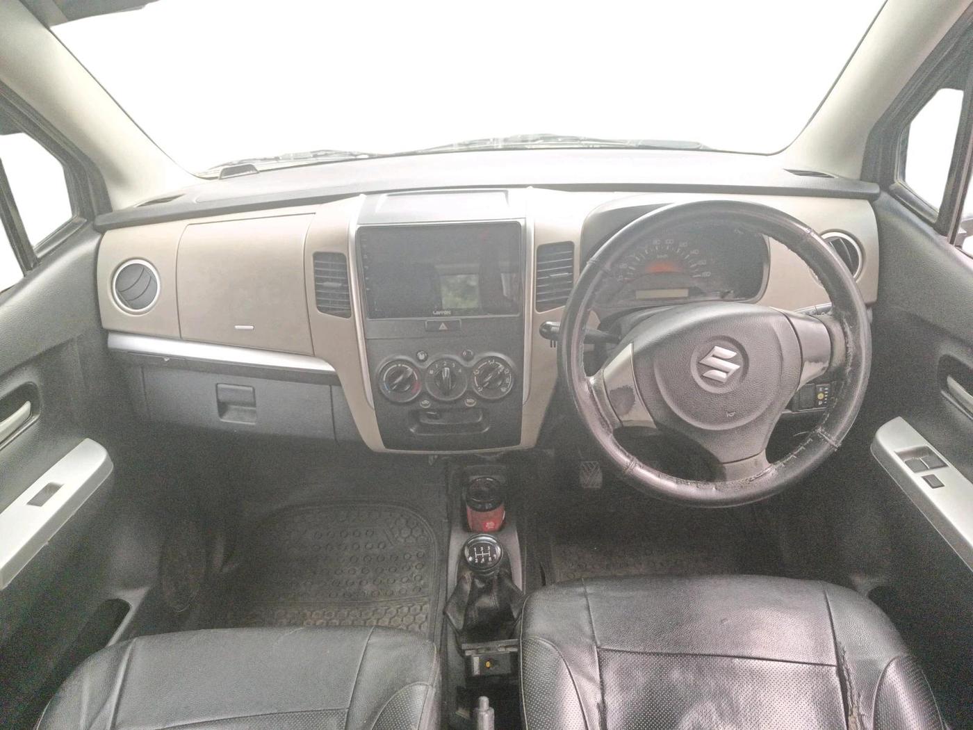 2015 Maruti Wagon R 1.0 LXI CNG, CNG, Manual, 1,86,616 km, interior