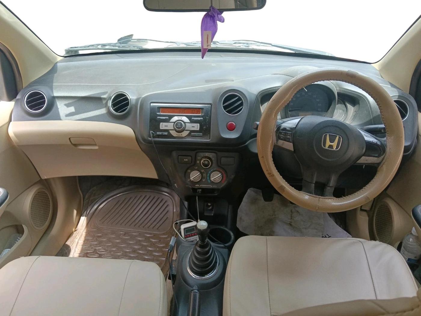 2015 Honda Amaze 1.2L I-VTEC S, Petrol, Manual, 47,396 km, interior