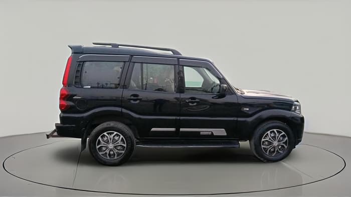 2023 Mahindra SCORPIO CLASSIC S 7STR, Diesel, Manual, 64,987 km, exterior