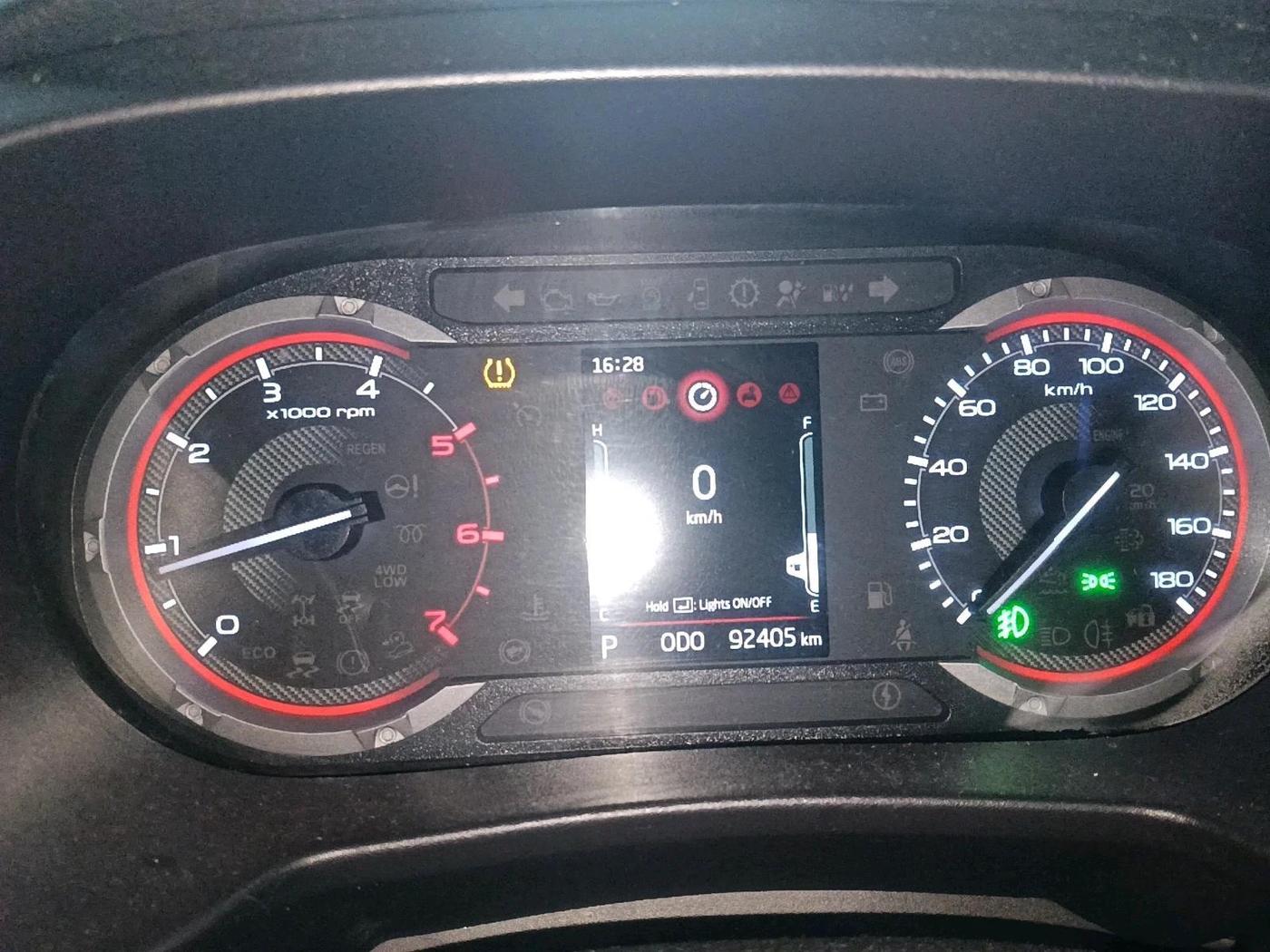 2021 Mahindra Thar LX D AT 4WD HT, Diesel, Automatic, 92,405 km, interior