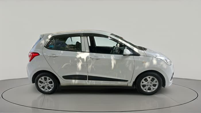 2016 Hyundai Grand i10 MAGNA AT 1.2 KAPPA VTVT, Petrol, Automatic, 73,201 km, exterior