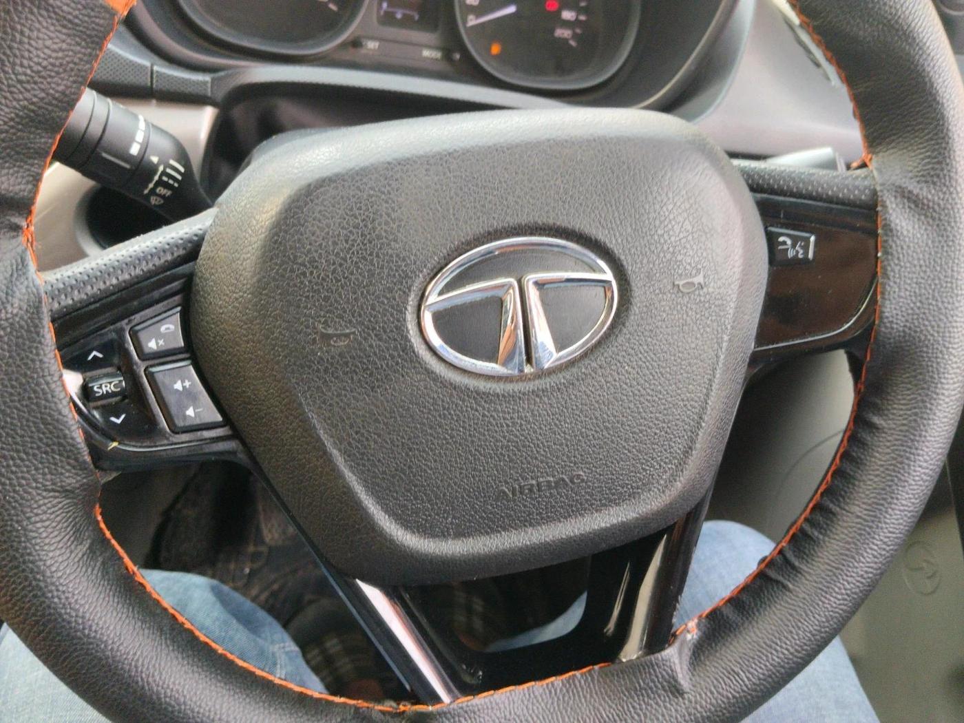 2019 Tata NEXON XM PETROL, CNG, Manual, 62,589 km, interior