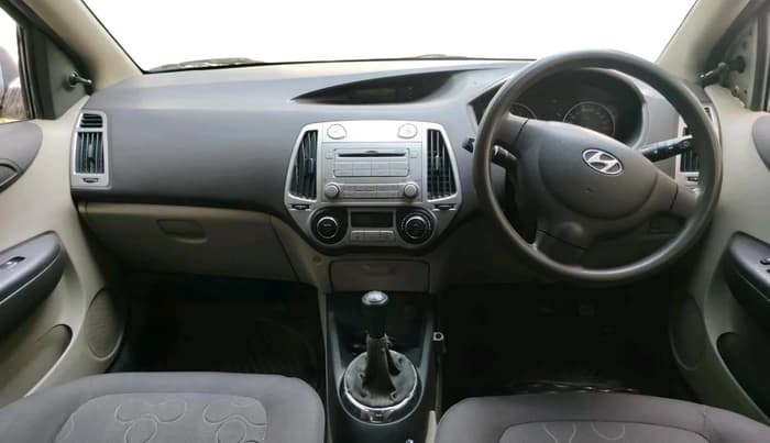 2011 Hyundai i20 MAGNA 1.2, Petrol, Manual, 28,384 km, interior