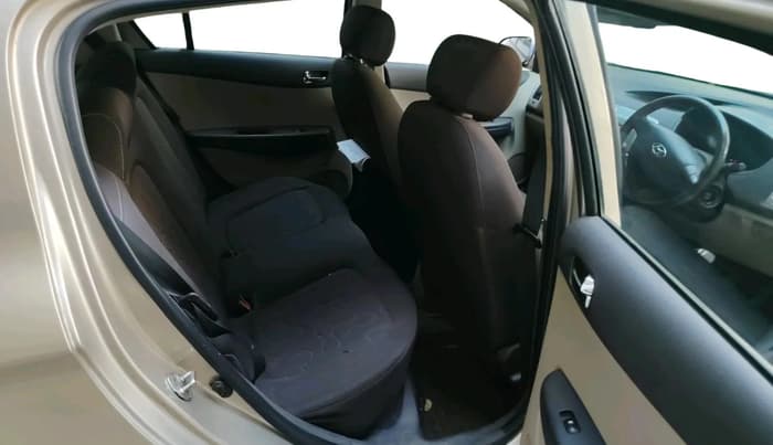 2011 Hyundai i20 MAGNA 1.2, Petrol, Manual, 28,384 km, interior