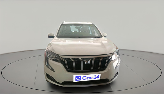 2023 Mahindra XUV700 AX 7 LUXURY D AWD AT 7 STR, Diesel, Automatic, 25,761 km, exterior