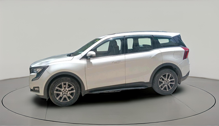 2023 Mahindra XUV700 AX 7 LUXURY D AWD AT 7 STR, Diesel, Automatic, 25,761 km, exterior