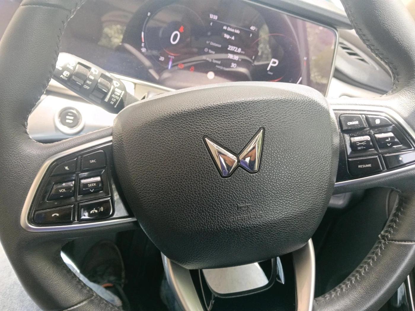 2023 Mahindra XUV700 AX 7 LUXURY D AWD AT 7 STR, Diesel, Automatic, 25,761 km, interior