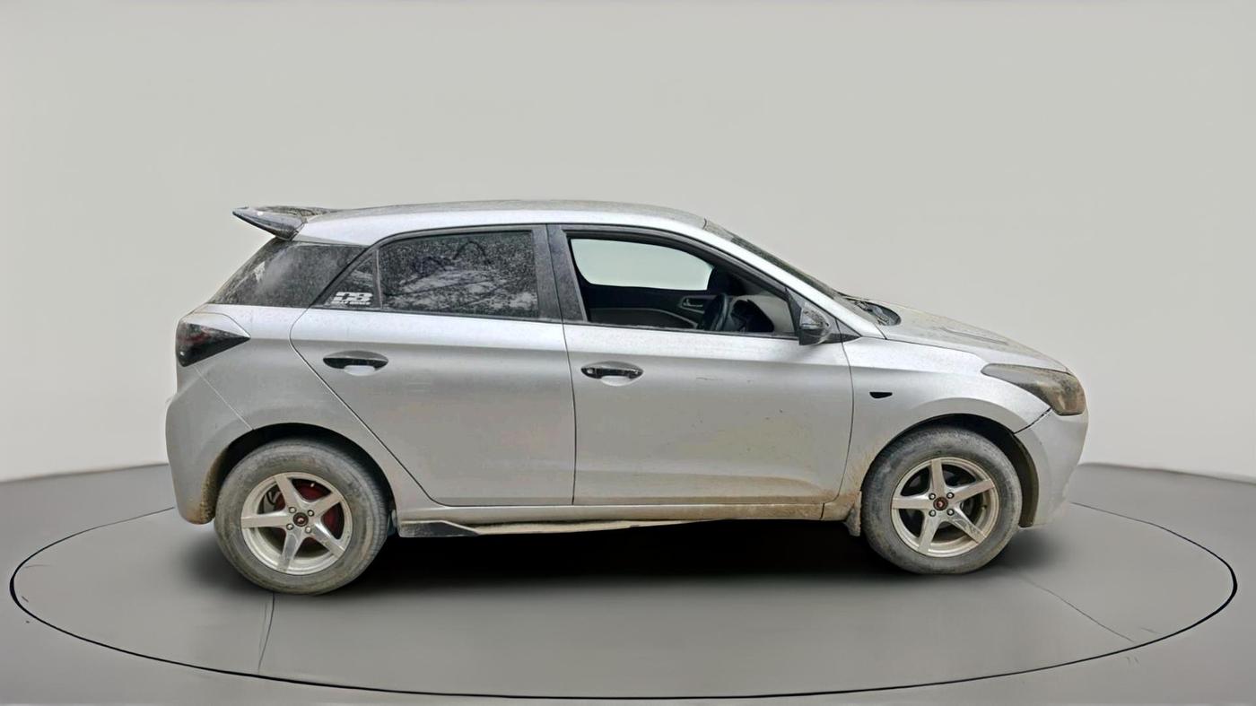 2016 Hyundai Elite i20 MAGNA 1.2, CNG, Manual, 1,07,960 km, exterior
