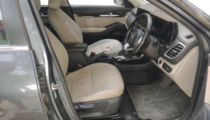 2020 KIA SELTOS HTX IVT 1.5 PETROL, Petrol, Automatic, 1,30,970 km, interior