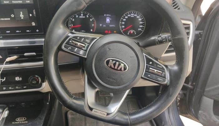2020 KIA SELTOS HTX IVT 1.5 PETROL, Petrol, Automatic, 1,30,970 km, interior