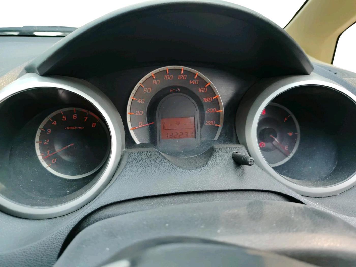 2012 Honda Jazz 1.2 L I-VTEC SELECT, CNG, Manual, 1,32,231 km, interior