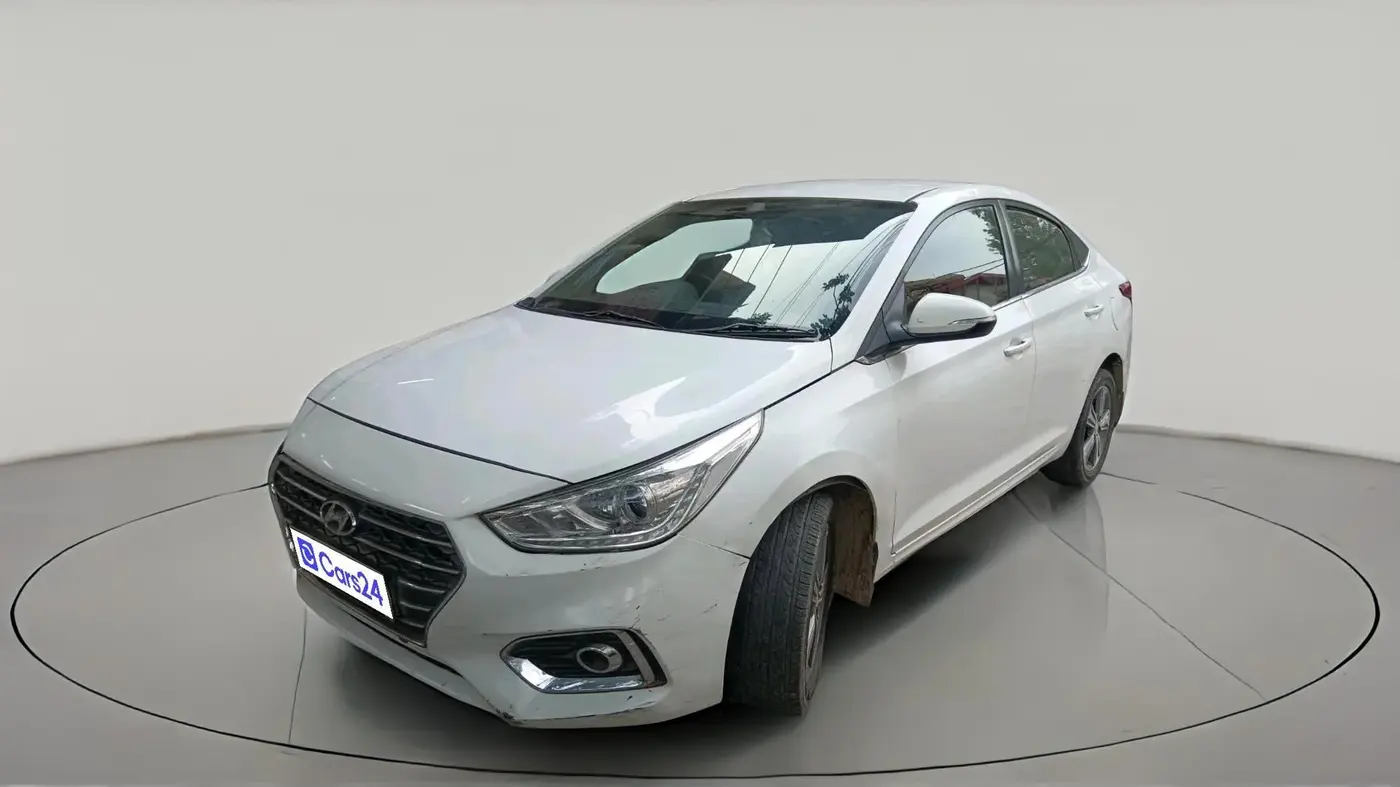 2018 Hyundai Verna 1.6 VTVT SX, Petrol, Manual, 1,05,824 km, exterior