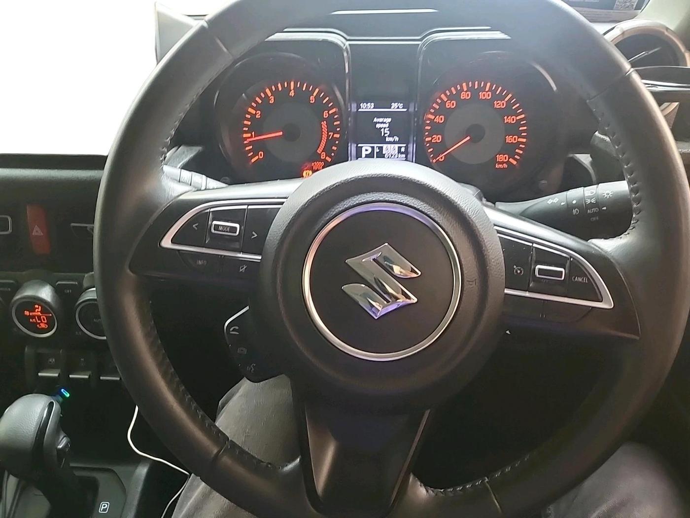 2025 Maruti JIMNY ALPHA ALL GRIP PRO AT, Petrol, Automatic, 6,125 km, interior