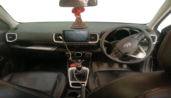 2021 Hyundai VENUE SX 1.5 CRDI, Diesel, Manual, 33,567 km, interior