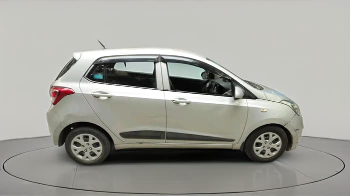 2016 Hyundai Grand i10 MAGNA AT 1.2 KAPPA VTVT, Petrol, Automatic, 22,437 km, exterior