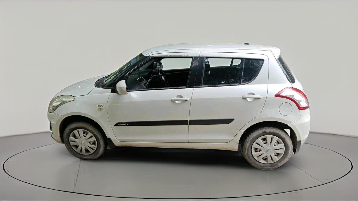 2016 Maruti Swift LXI (O), Petrol, Manual, 68,048 km, exterior