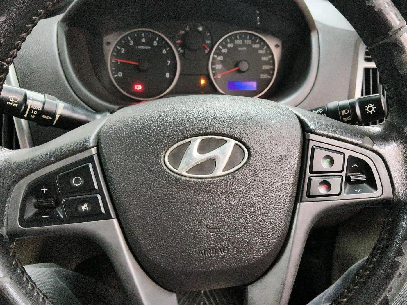 2013 Hyundai i20 SPORTZ 1.2, Petrol, Manual, 45,832 km, interior