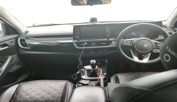 2020 KIA SELTOS HTK PLUS 1.5, Petrol, Manual, 69,317 km, interior