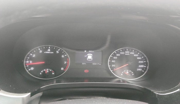 2020 KIA SELTOS HTK PLUS 1.5, Petrol, Manual, 69,317 km, interior