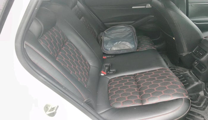 2020 KIA SELTOS HTK PLUS 1.5, Petrol, Manual, 69,317 km, interior