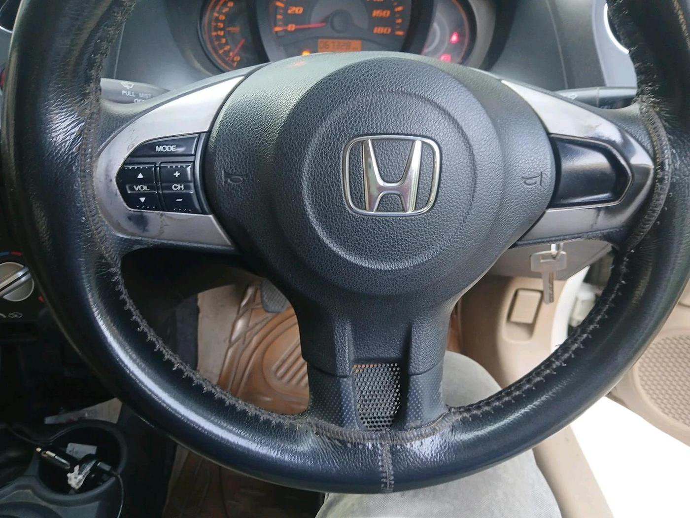 2014 Honda Amaze 1.2L I-VTEC S, Petrol, Manual, 67,328 km, interior