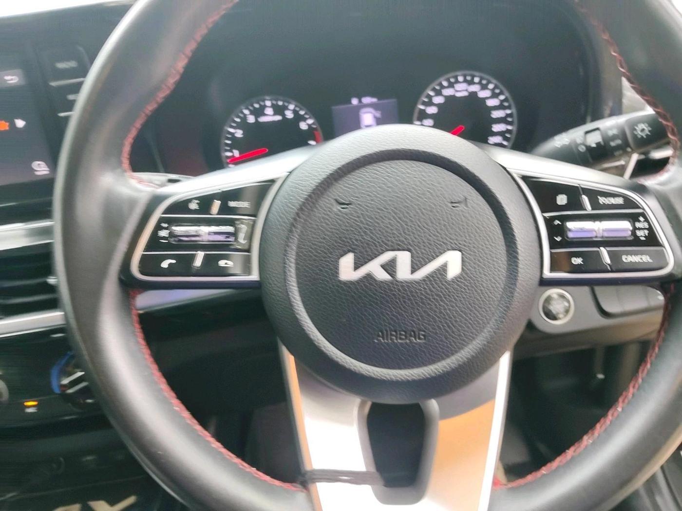 2021 KIA SELTOS HTK PLUS 1.5, Petrol, Manual, 18,774 km, interior