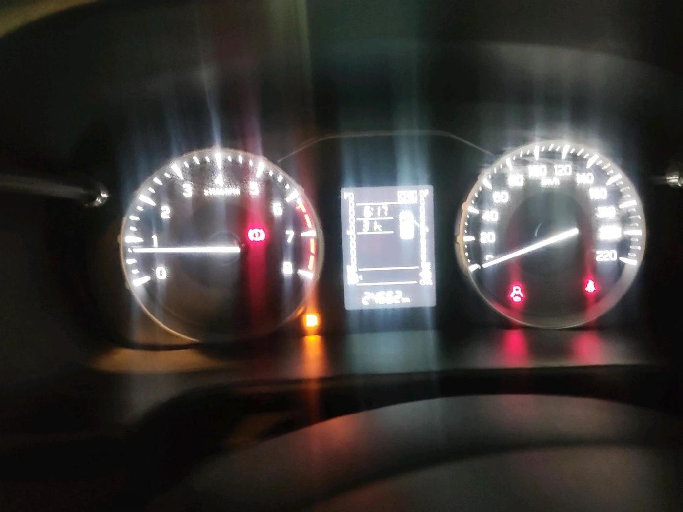 2023 Maruti BREZZA VXI S-CNG, CNG, Manual, 24,662 km, interior
