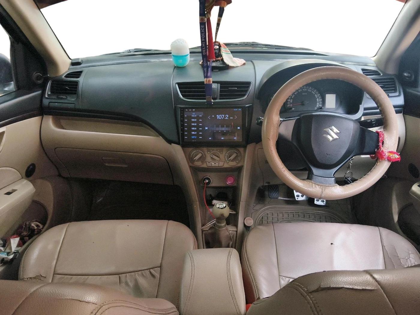 2015 Maruti Swift Dzire LXI (O), CNG, Manual, 1,37,542 km, interior