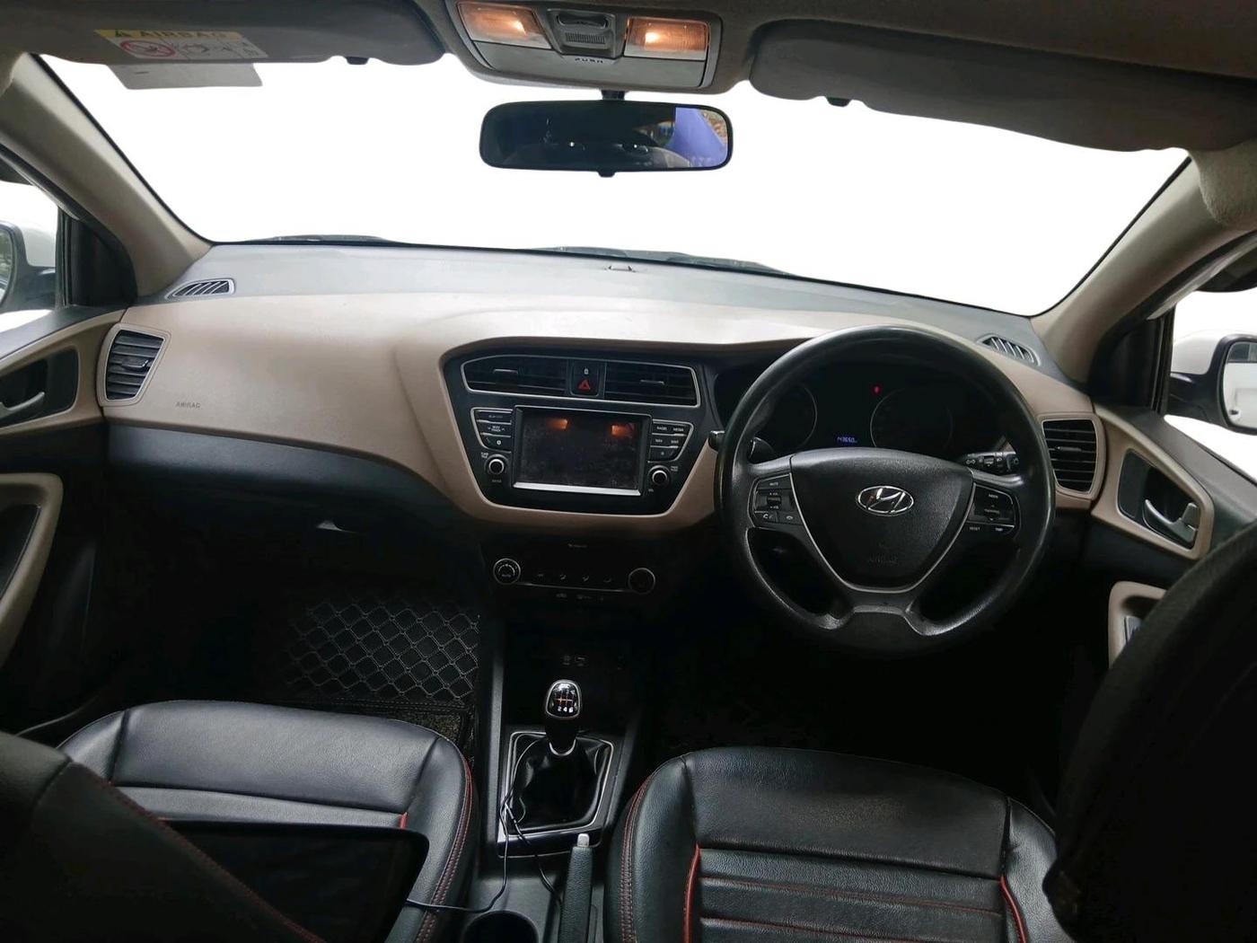 2018 Hyundai Elite i20 ASTA 1.4 CRDI, Diesel, Manual, 1,43,650 km, interior