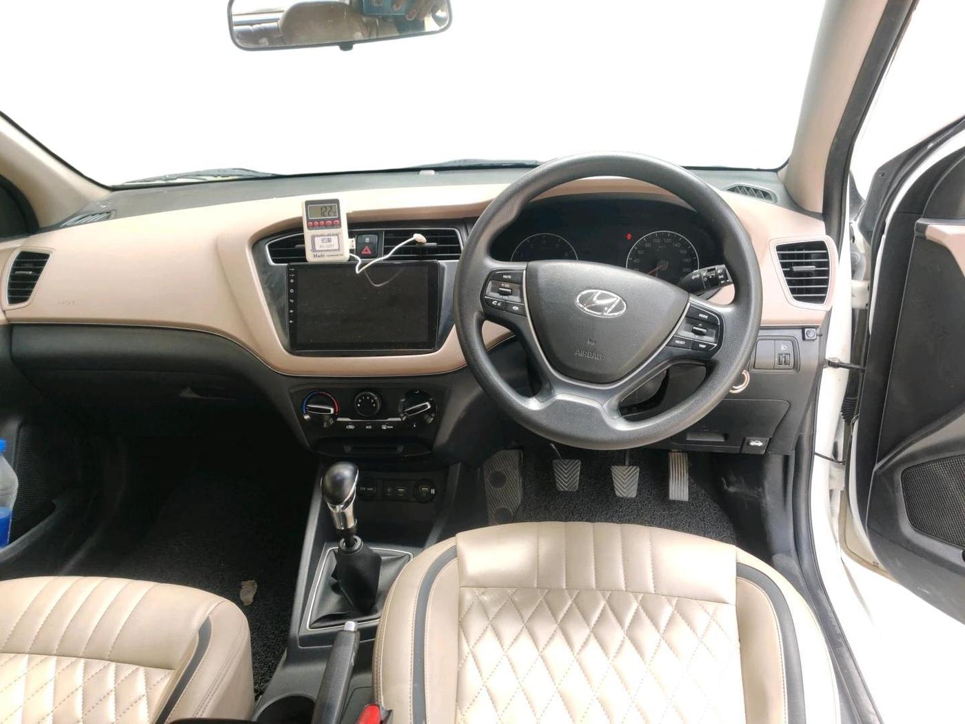 2020 Hyundai Elite i20 SPORTZ PLUS 1.2, Petrol, Manual, 46,530 km, interior