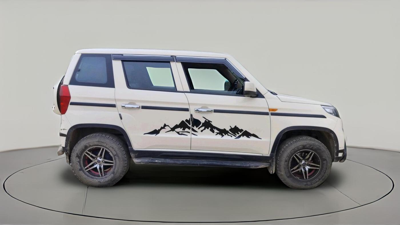 2023 Mahindra BOLERO NEO N 8, Diesel, Manual, 49,709 km, exterior