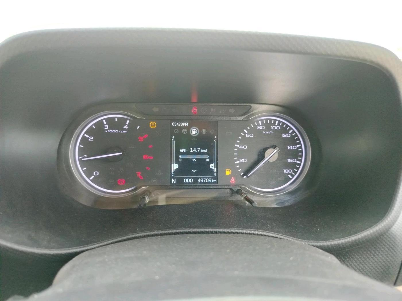 2023 Mahindra BOLERO NEO N 8, Diesel, Manual, 49,709 km, interior