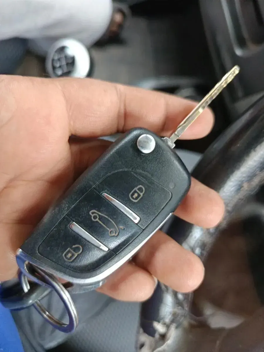 2011 Maruti Wagon R 1.0 VXI, CNG, Manual, 97,500 km, interior