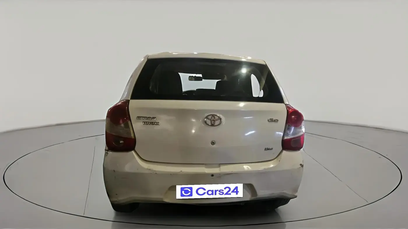 2016 Toyota Etios Liva GD, Diesel, Manual, 1,04,588 km, exterior